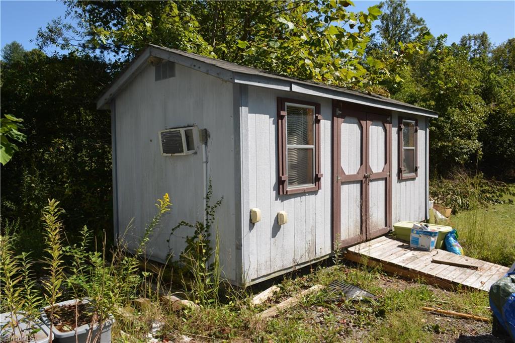 562 Traphill Mill Road Traphill, NC 28685 - Photo 28 of 29 Gallery Image 28