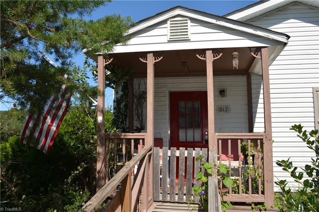 562 Traphill Mill Road Traphill, NC 28685 - Photo 4 of 29 Gallery Image 4