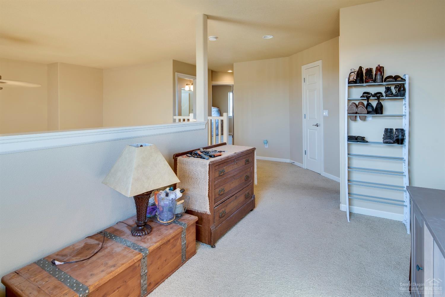 1622 Northwest Rimrock Drive Redmond, OR 97756 - Photo 10 of 22 Upstairs loft area would make a great of
