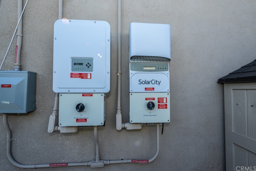 2114 Heloise Way Placentia, CA 92870 - Photo 55 of 61 a utility room with washer and dryer