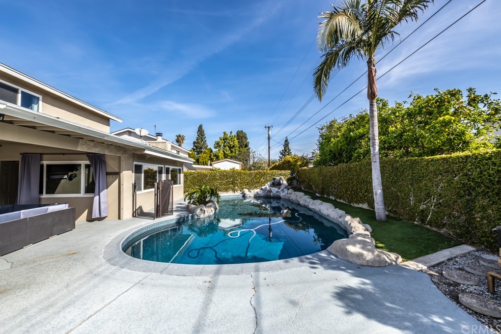 2114 Heloise Way Placentia, CA 92870 - Photo 6 of 61 a view of a house with backyard and sitting area