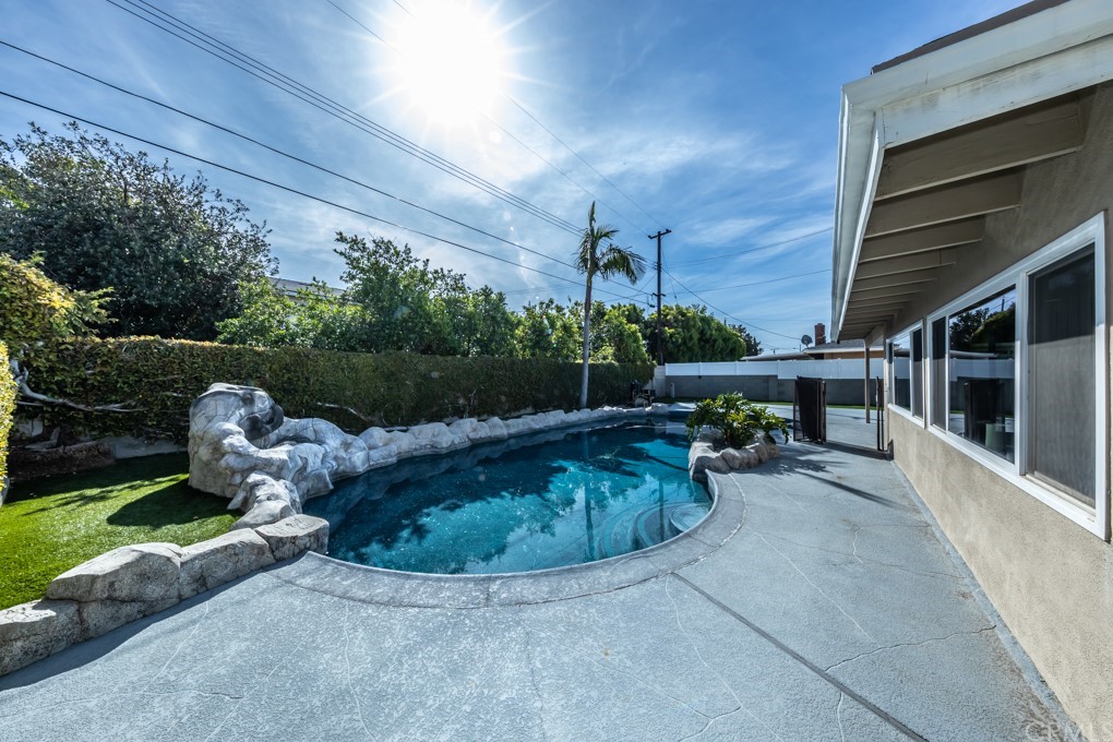 2114 Heloise Way Placentia, CA 92870 - Photo 7 of 61 a view of a couches in patio and swimming pool
