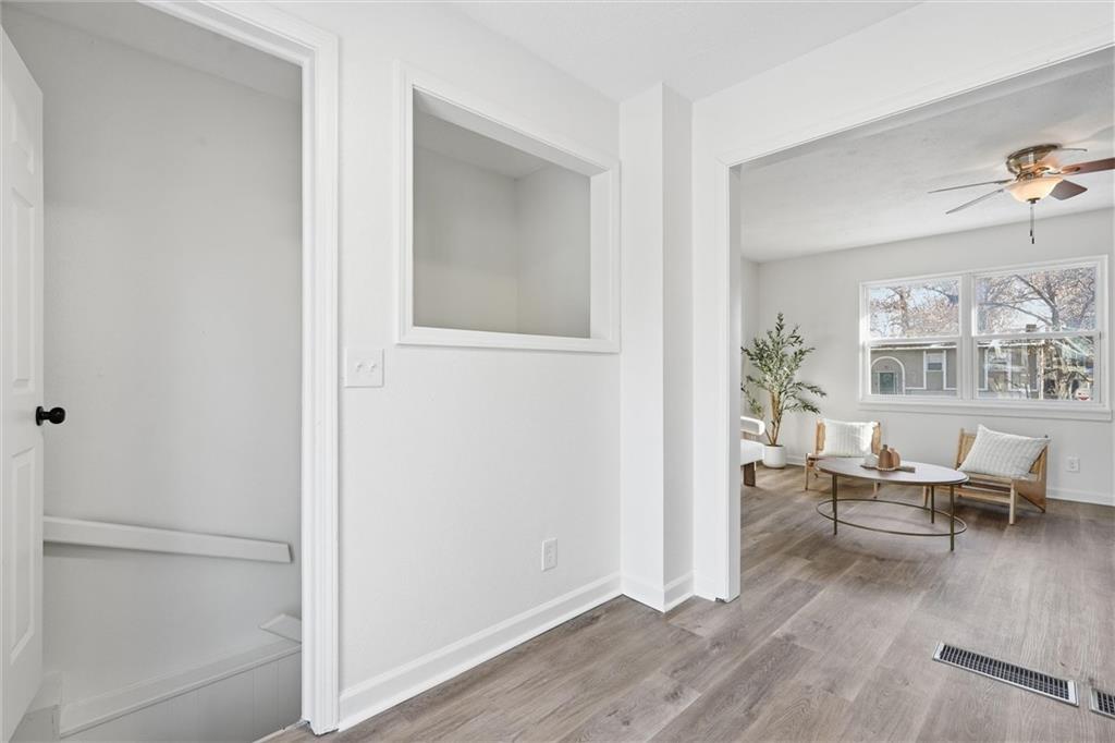 605 Northeast 3rd Street Blue Springs, MO 64014 - Photo 15 of 47