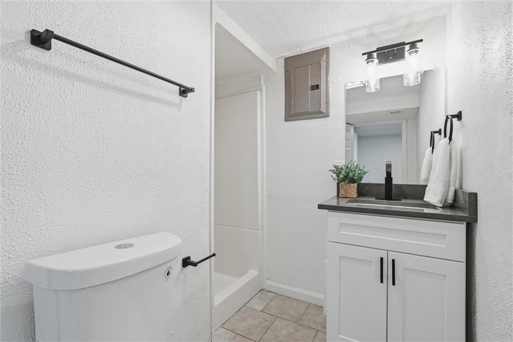 605 Northeast 3rd Street Blue Springs, MO 64014 - Photo 26 of 47