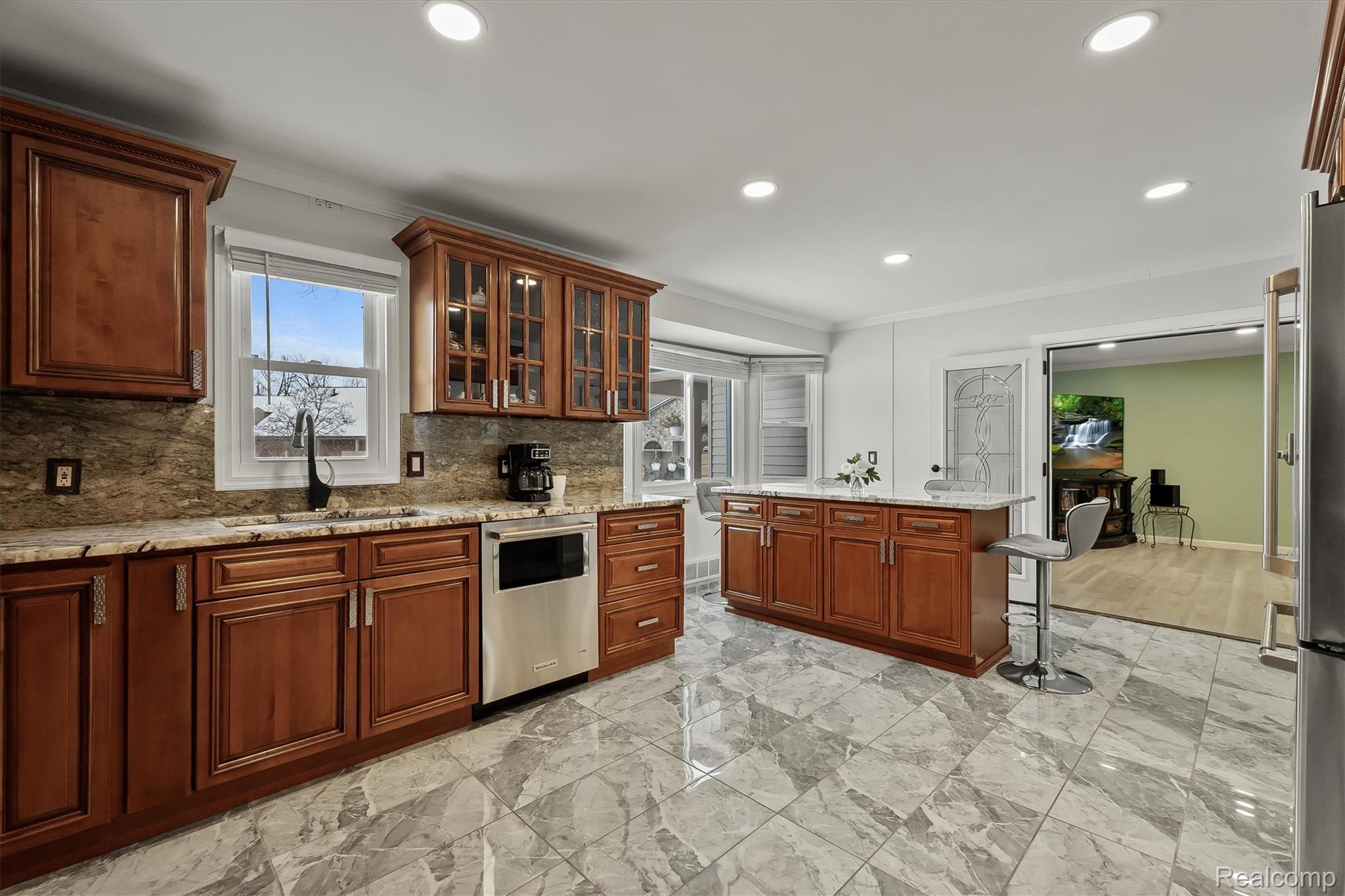 15500 Millar Road Clinton Township, MI 48036 - Photo 9 of 23 18-Millar-11.jpg