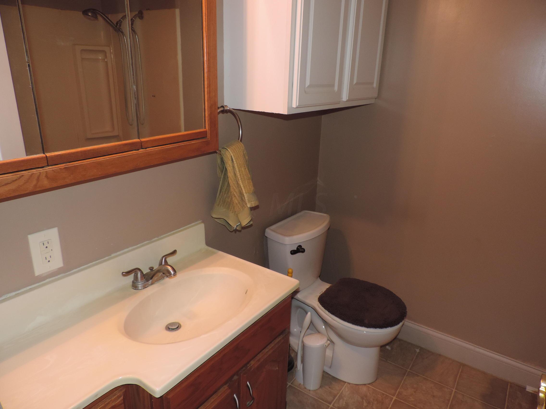 4354 Charlotte Road Obetz, OH 43207 - Photo 2 of 18 Gallery Image 2