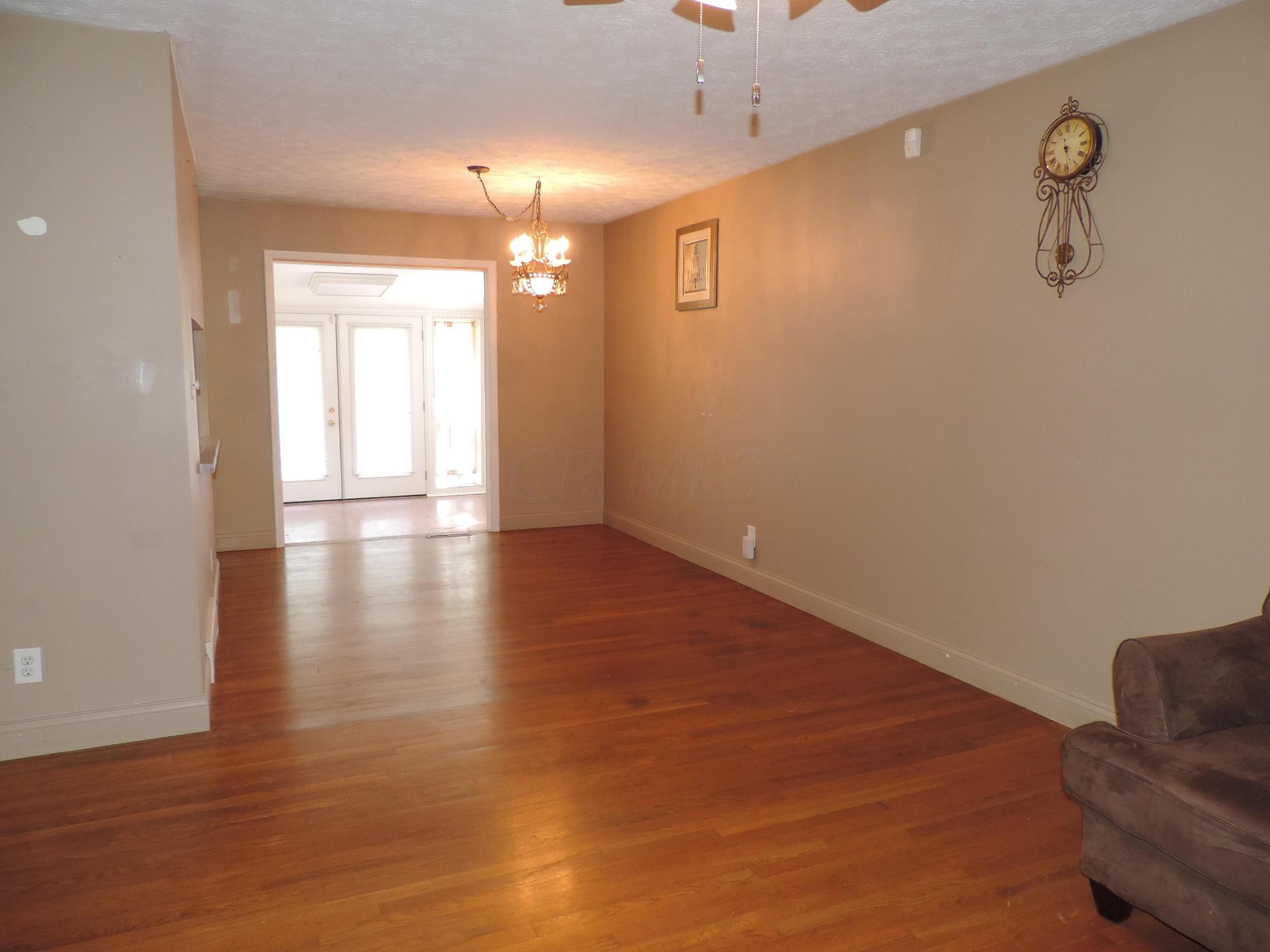 4354 Charlotte Road Obetz, OH 43207 - Photo 4 of 18 Gallery Image 4