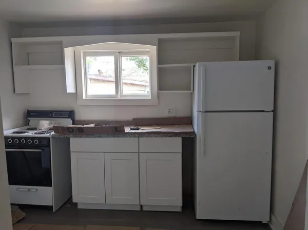 $760 | 228 Miami Avenue, Miami, AZ 85539