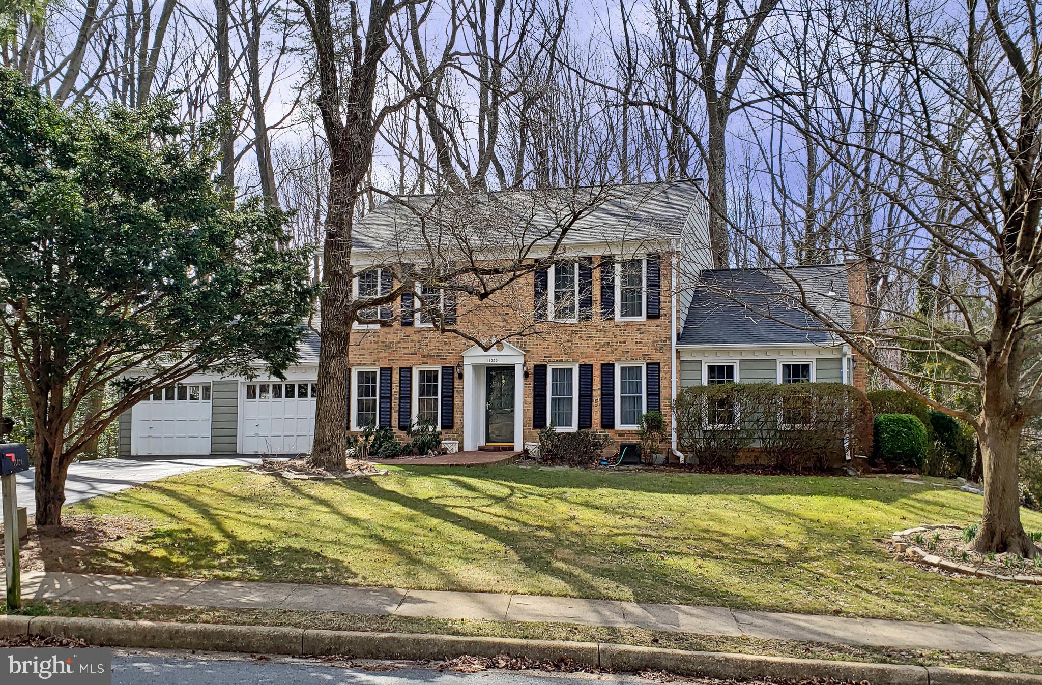 Stately colonial