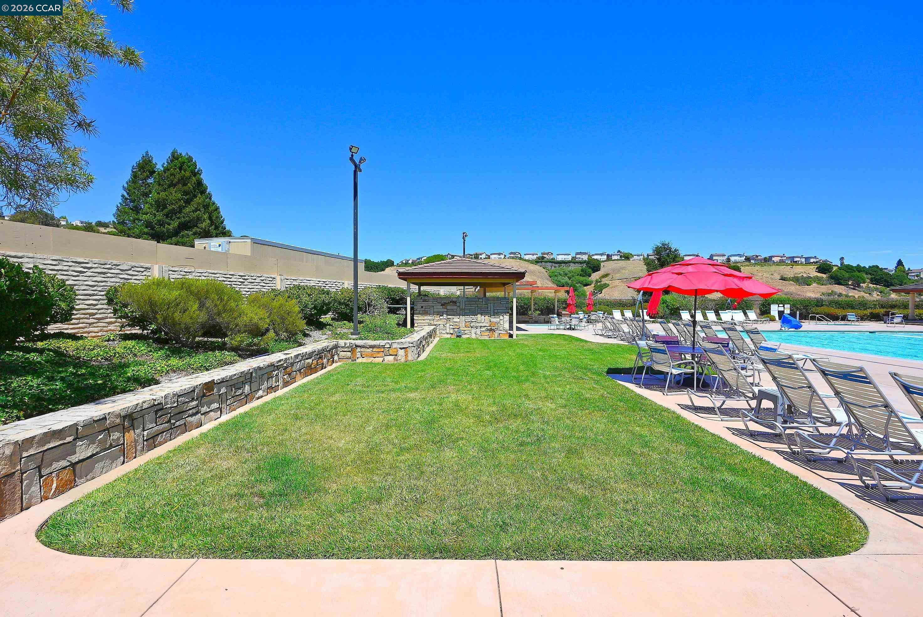 6670 Edgewood Way Castro Valley, CA 94552 - Photo 53 of 56