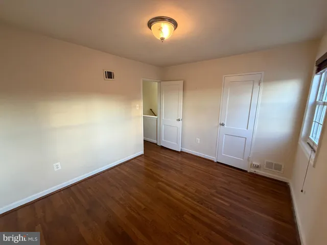 $3,400 | 3765 Mark Drive, Alexandria, VA 22305