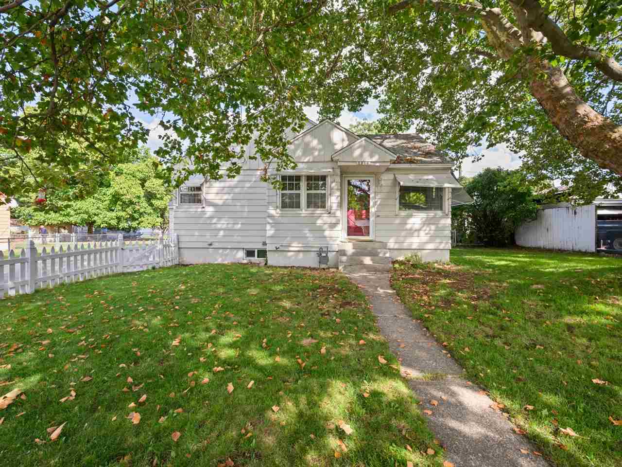 1316 North Farr Road Spokane Valley, WA 99206 - Photo 1 of 20