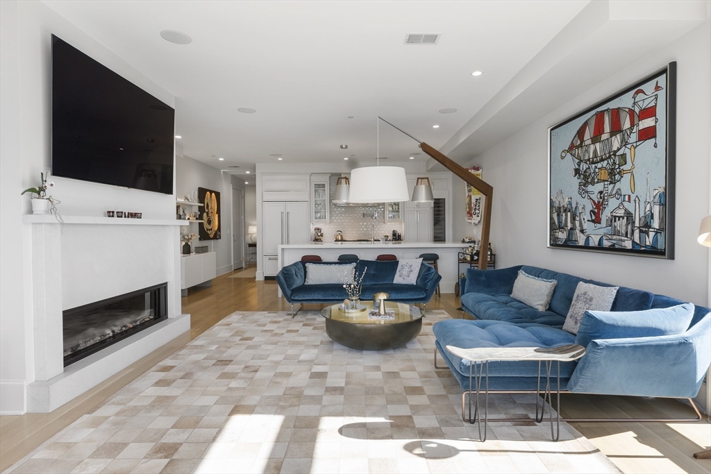 1824 Columbia Road, Unit 2 Boston, MA 02127 - Photo 5 of 41
