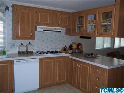 3250 North Anderson Road Exeter, CA 93221 - Photo 18 of 29 DW- Kitchen