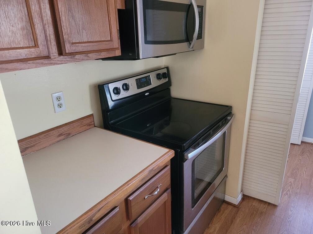 183 Cottontail Run Newport, NC 28570 - Photo 4 of 12 Stove