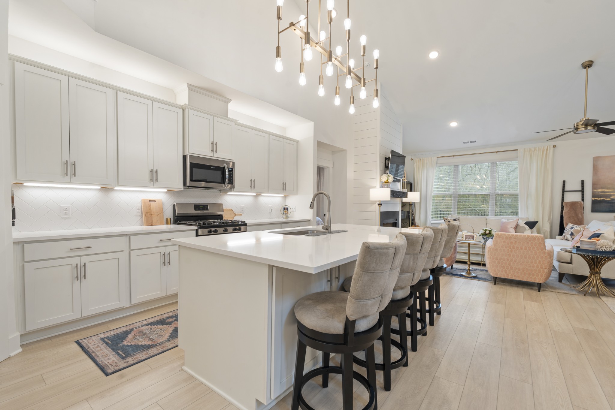 160 Cavalcade Loop Gallatin, TN 37066 - Photo 10 of 38