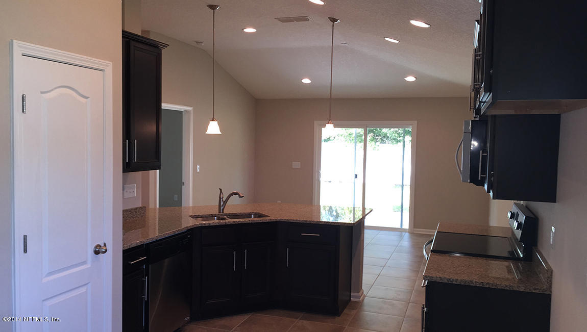 5743 Round Table Road Jacksonville, FL 32254 - Photo 11 of 17 Picketts128_KIT_Crop