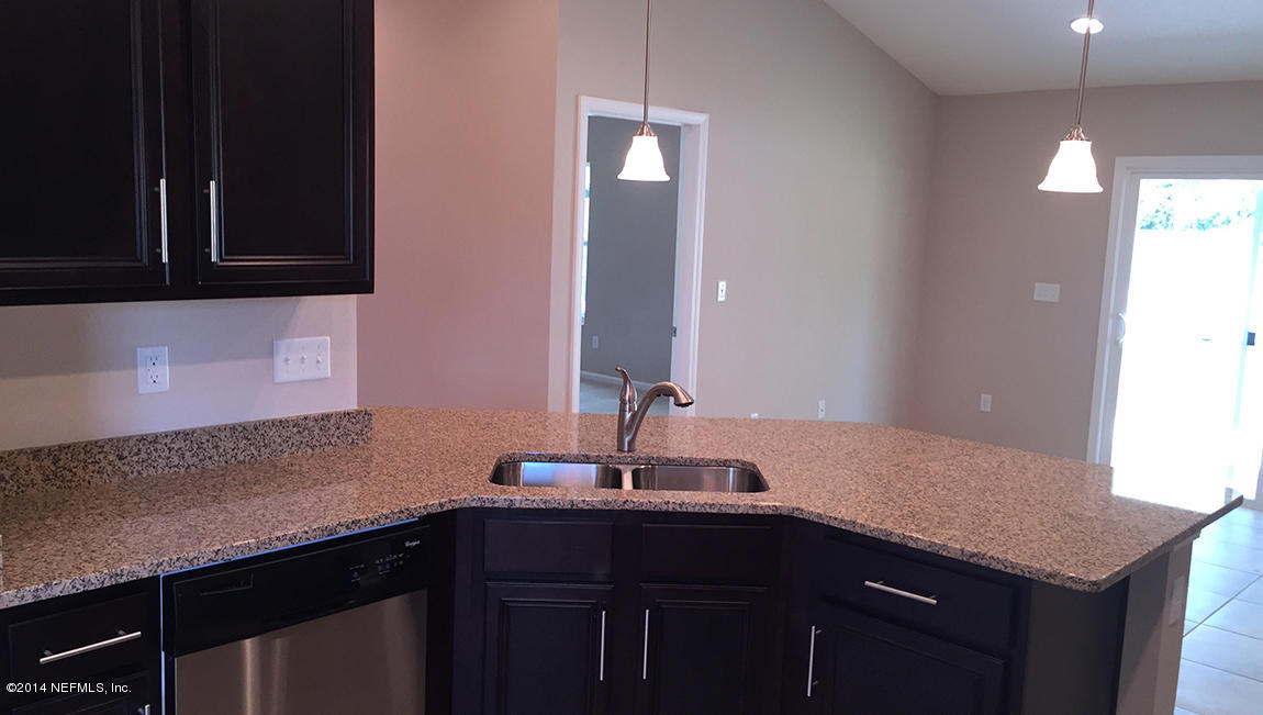 5743 Round Table Road Jacksonville, FL 32254 - Photo 12 of 17 Picketts128_KIT2_Crop