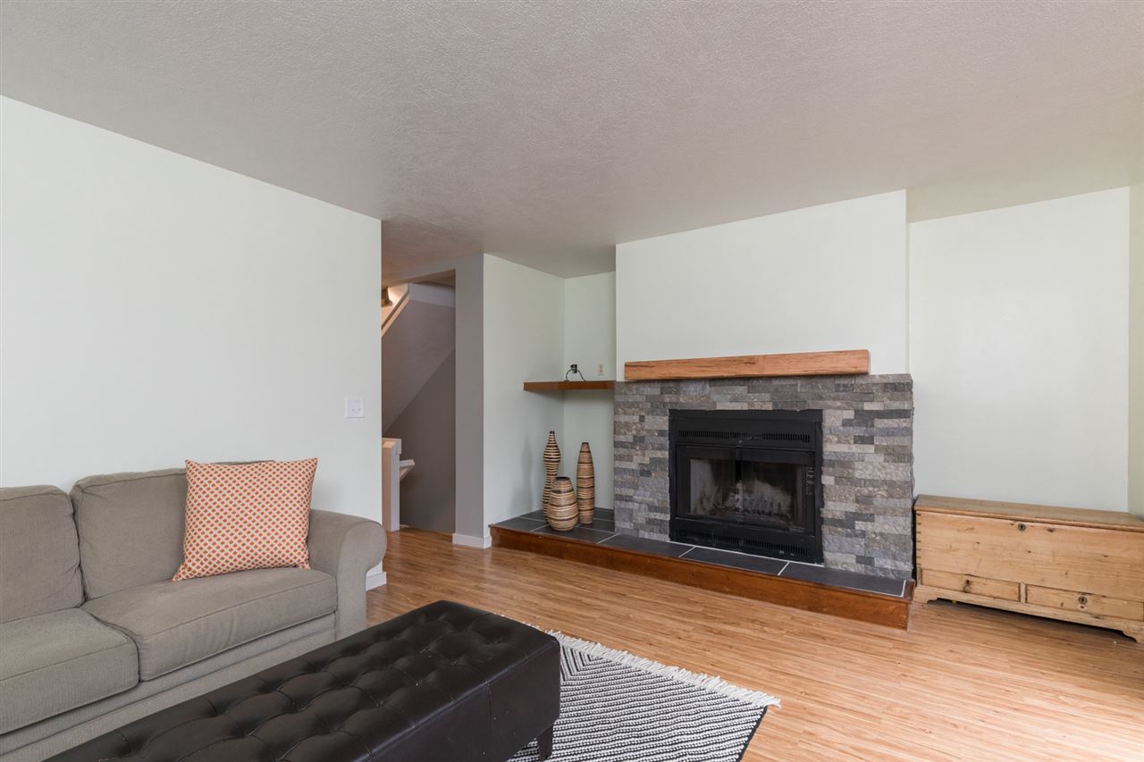 54 Thornhill Road Stratham, NH 03885 - Photo 14 of 33