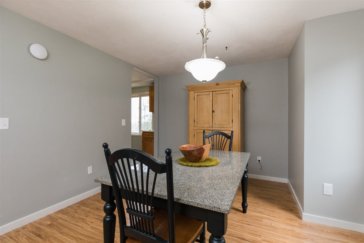 54 Thornhill Road Stratham, NH 03885 - Photo 10 of 33