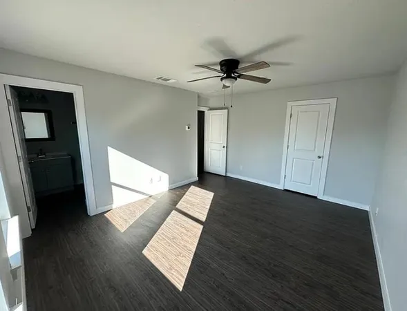 $1,850 | 1700 East Powell Avenue, Fort Worth, TX 76104