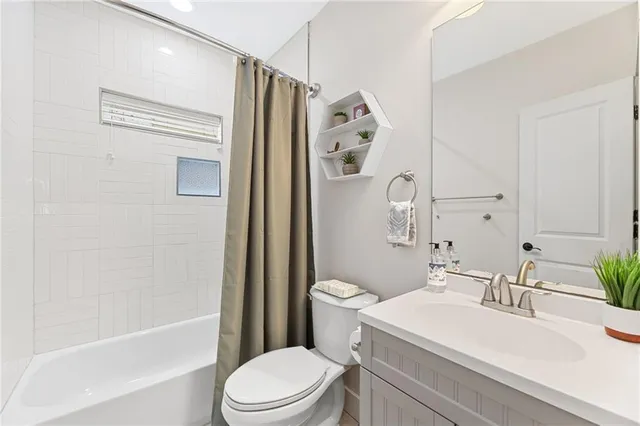 $525,000 | 221 Laurel Avenue Southwest, Atlanta, GA 30314