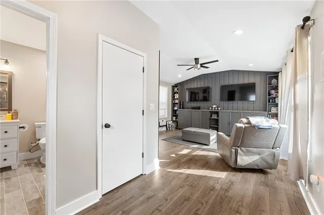 $525,000 | 221 Laurel Avenue Southwest, Atlanta, GA 30314