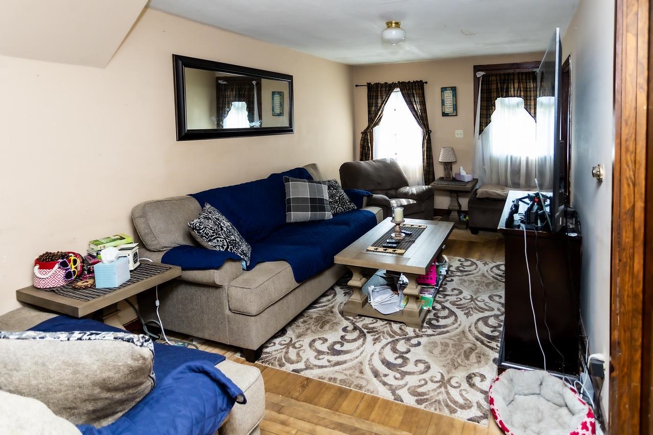 15 Chestnut Street Rochester, NH 03867 - Photo 5 of 34
