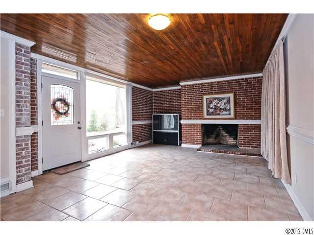 9324 Valley Road Charlotte, NC 28270 - Photo 2 of 16 Gallery Image 2