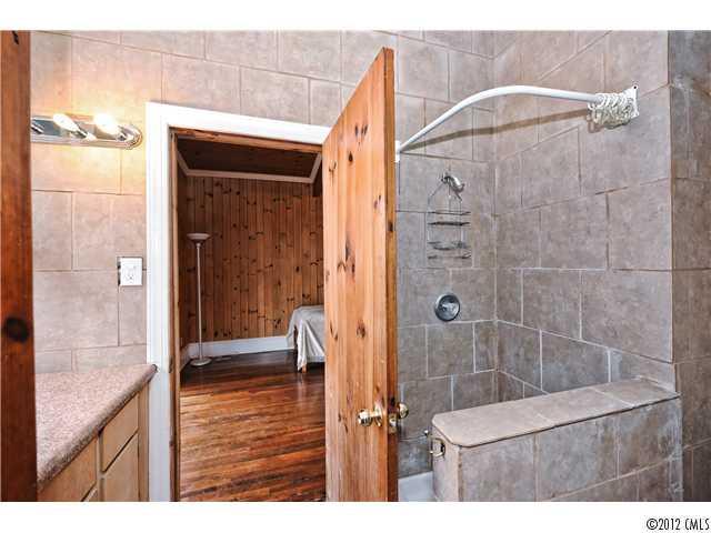 9324 Valley Road Charlotte, NC 28270 - Photo 12 of 16 Gallery Image 12