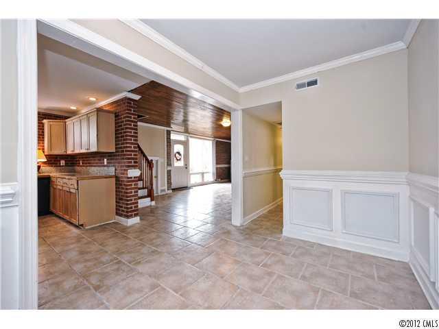 9324 Valley Road Charlotte, NC 28270 - Photo 5 of 16 Gallery Image 5