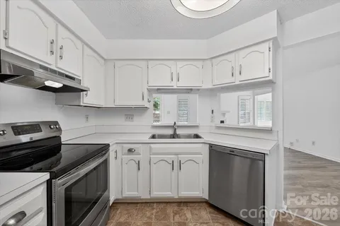 $259,900 | 6000 Gray Gate Lane, Unit D, Charlotte, NC 28210