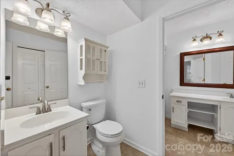 $259,900 | 6000 Gray Gate Lane, Unit D, Charlotte, NC 28210