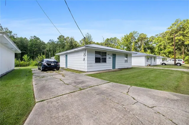 $910,000 | 15660 Becky Lane, Hammond, LA 70401