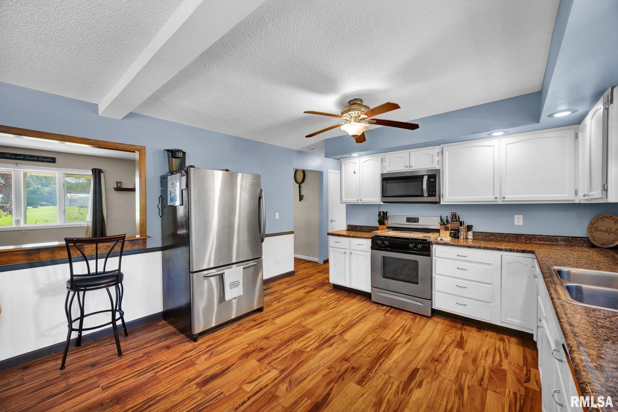 308 North Main Street Henderson, IL 61439 - Photo 28 of 43