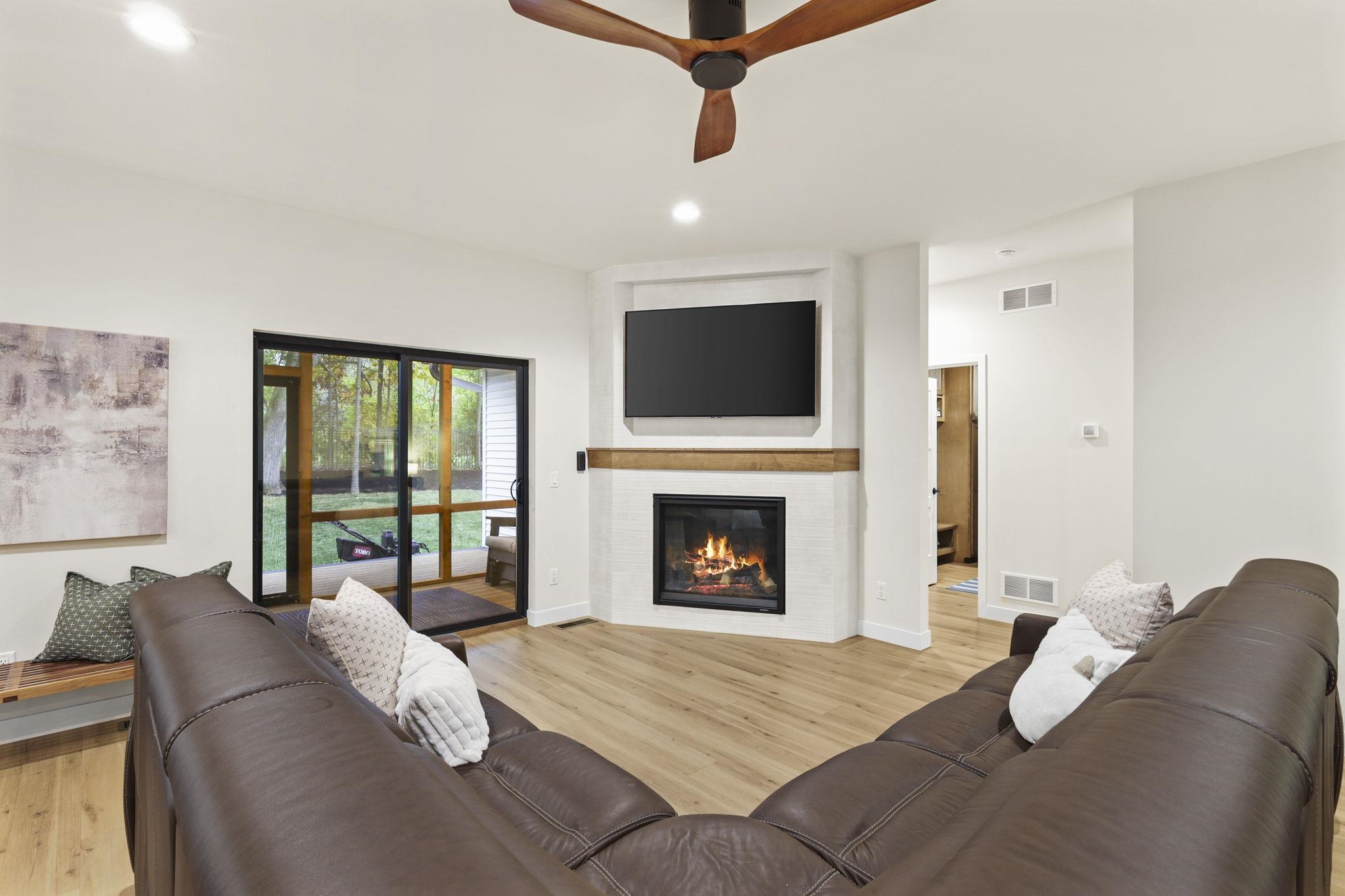 2941 Wild Goose Stoughton, WI 53589 - Photo 12 of 41