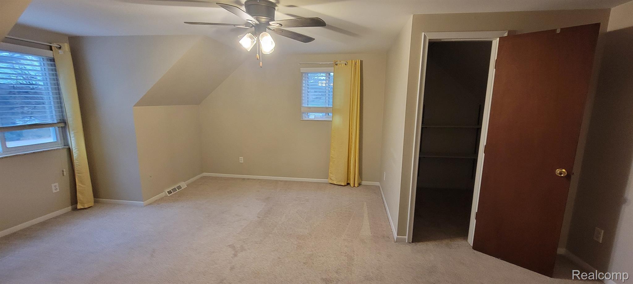 2740 Lake Angelus Road Waterford, MI 48329 - Photo 40 of 52 Gallery Image 40