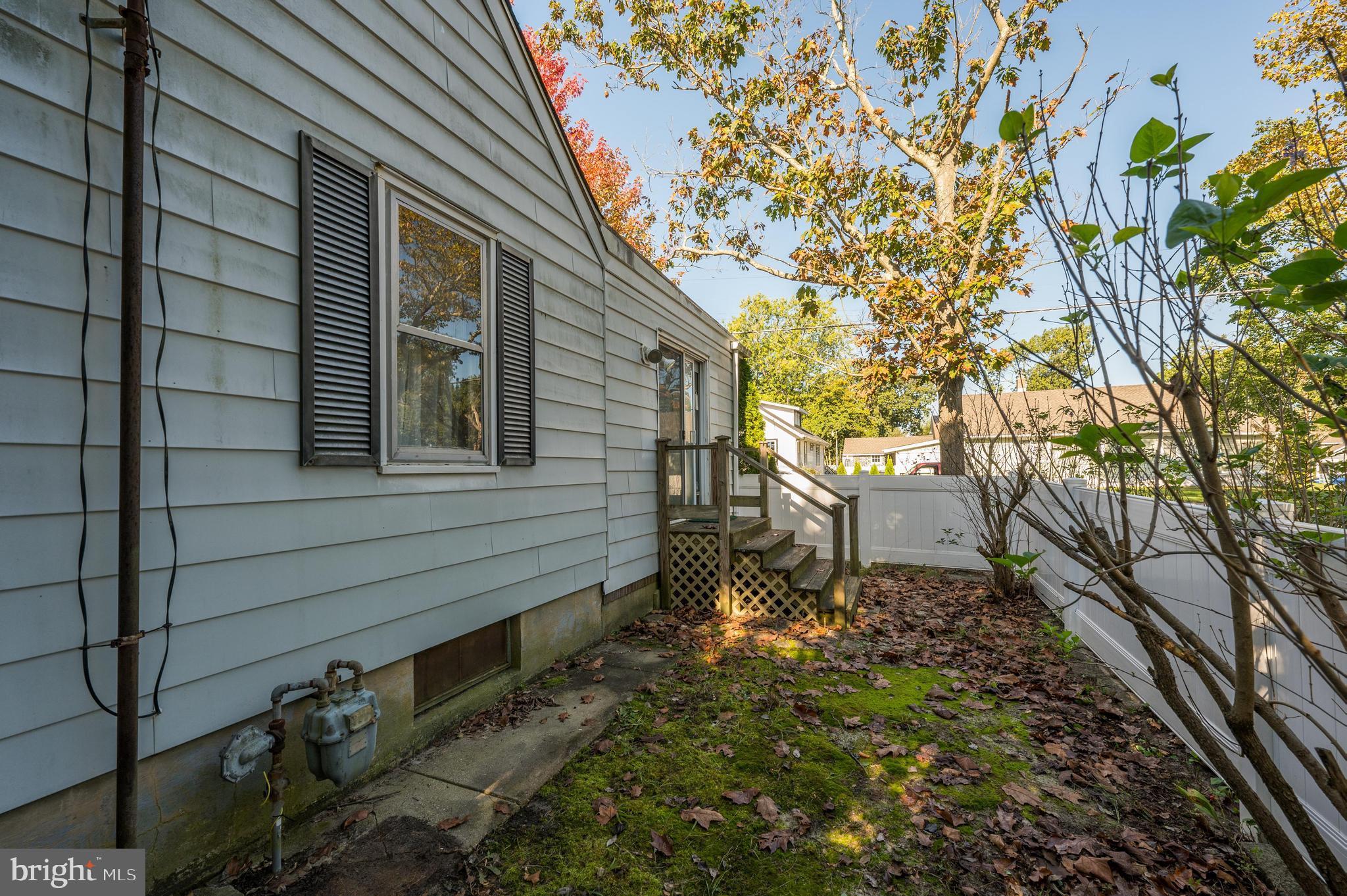 402 Line Street Hammonton, NJ 08037 - Photo 23 of 24 side yard