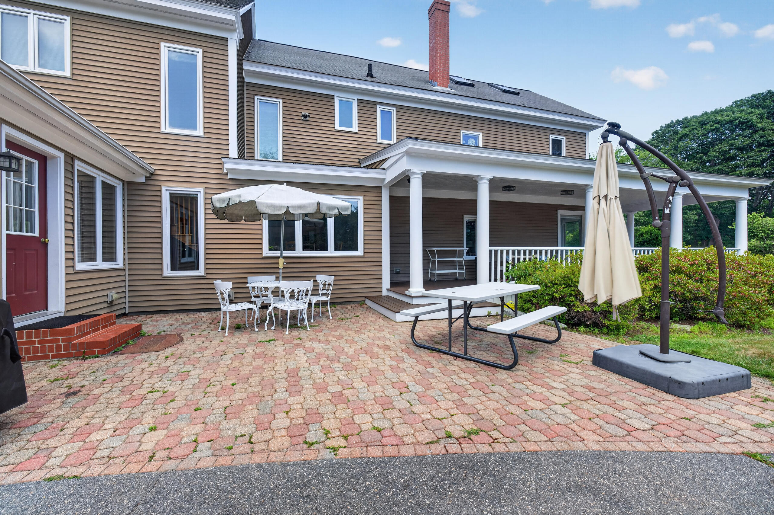 217-219 Sea Road Kennebunk, ME 04043 - Photo 7 of 114 Side patio