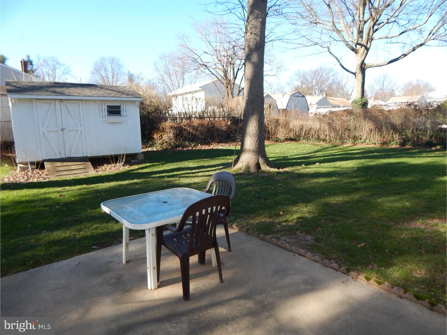 21 Overton Road Hamilton, NJ 08690 - Photo 16 of 18 Patio