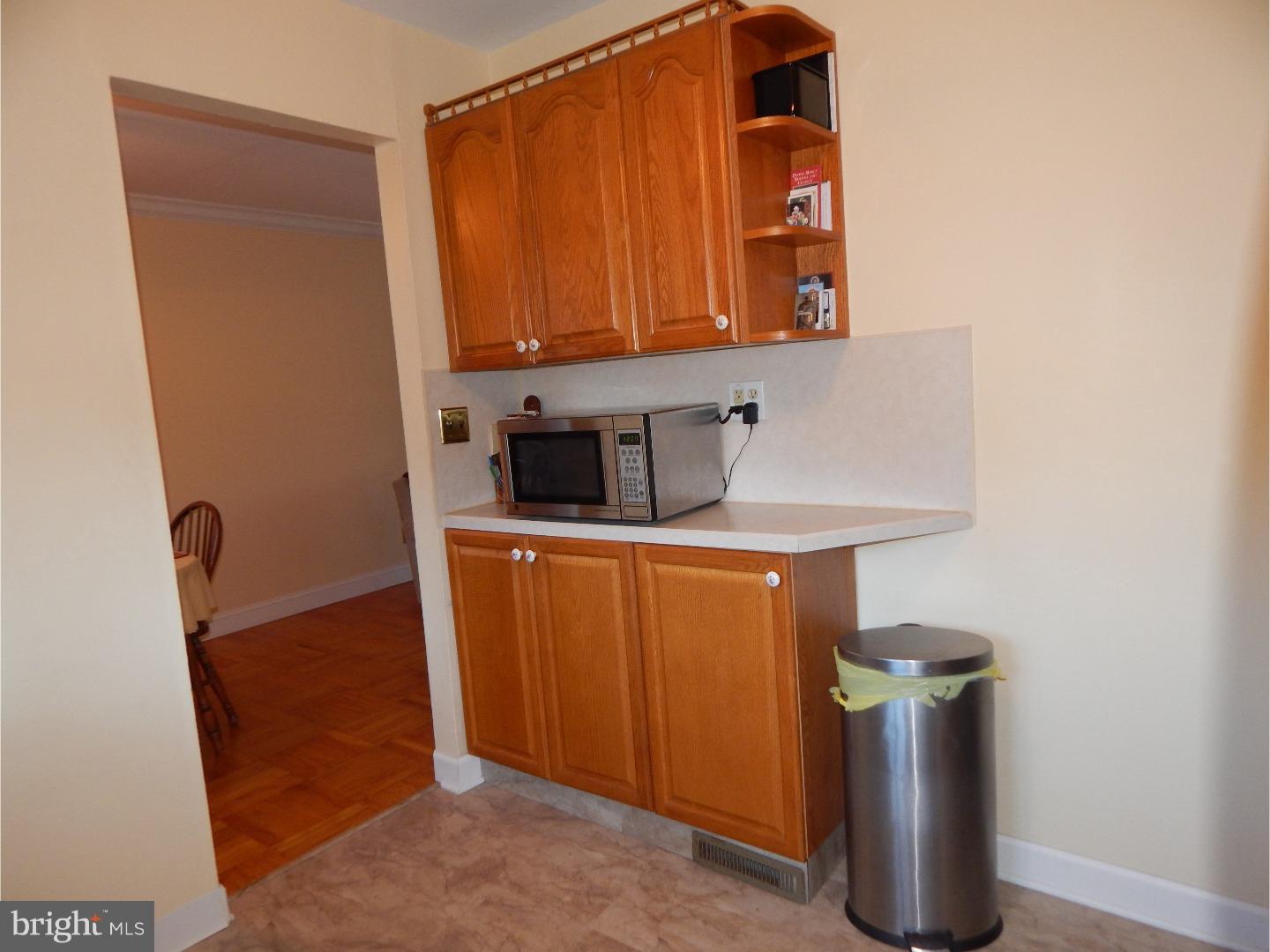 21 Overton Road Hamilton, NJ 08690 - Photo 6 of 18 Kitchen