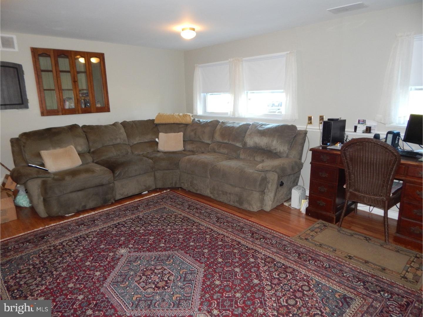 21 Overton Road Hamilton, NJ 08690 - Photo 8 of 18 Family Room