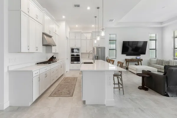 $899,750 | 6980 Southeast Hvn Lane, Stuart, FL 34997