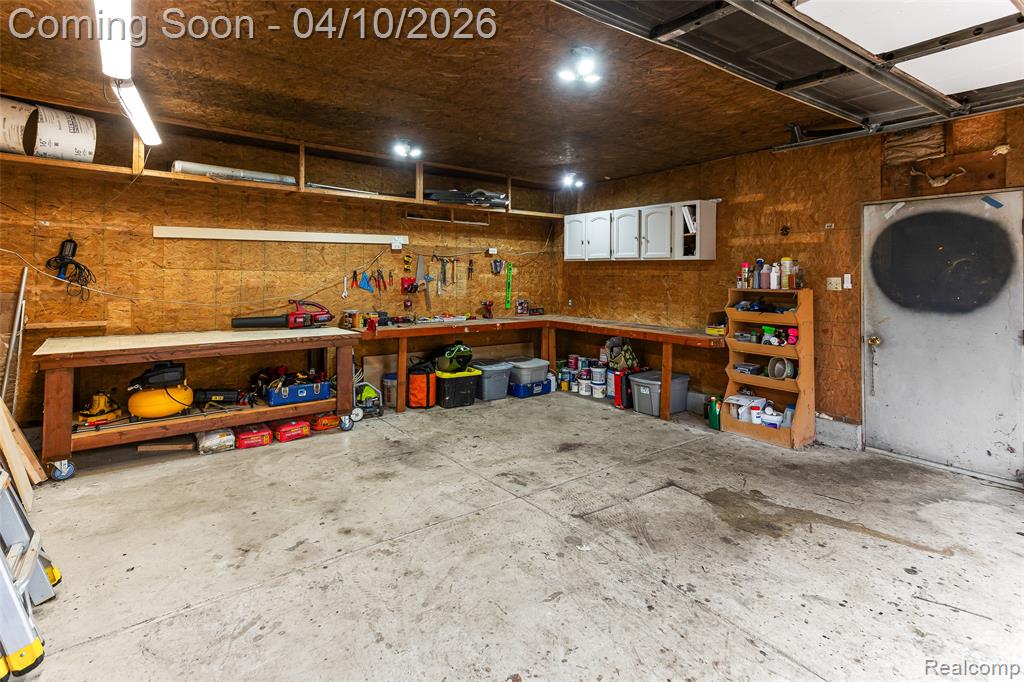 6374 Rickett Road Brighton, MI 48116 - Photo 68 of 73 Gallery Image 68