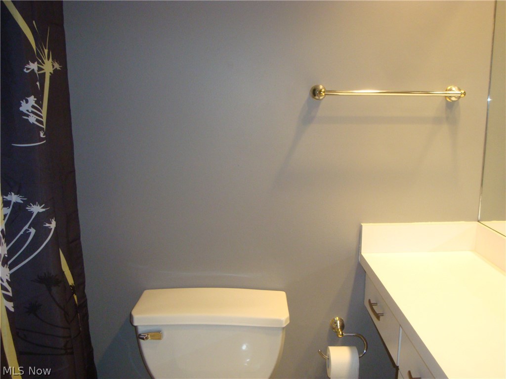6340 Maplewood Road Mayfield Heights, OH 44124 - Photo 18 of 26 CLEAN UPDATED BATH