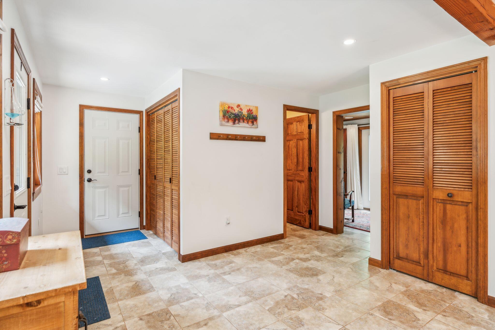 295 Yarmouth Road Gray, ME 04039 - Photo 28 of 50 Mudroom
