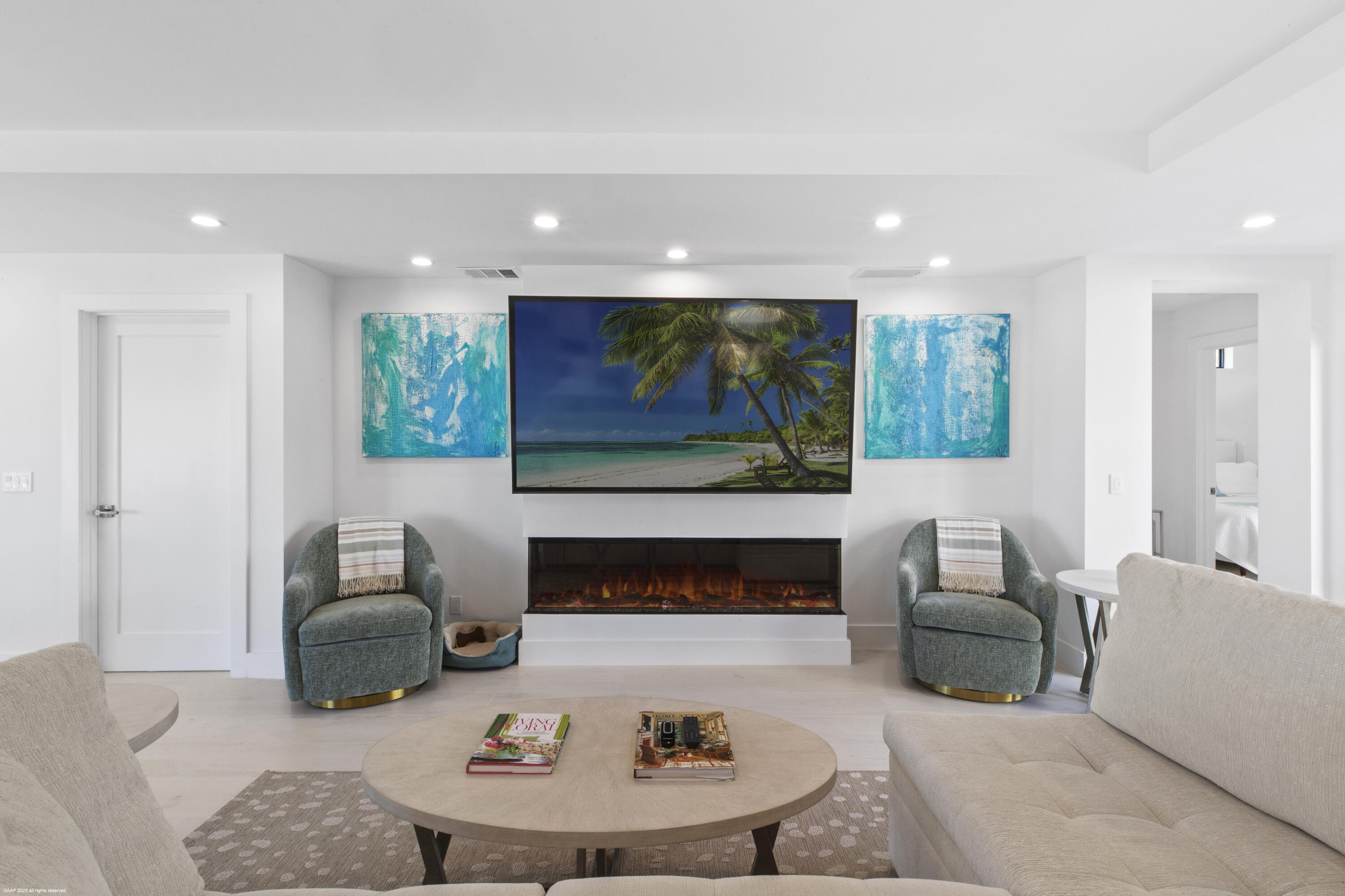 116 North Beach Road Jupiter Island, FL 33455 - Photo 13 of 42 116 North Beach Rd 021