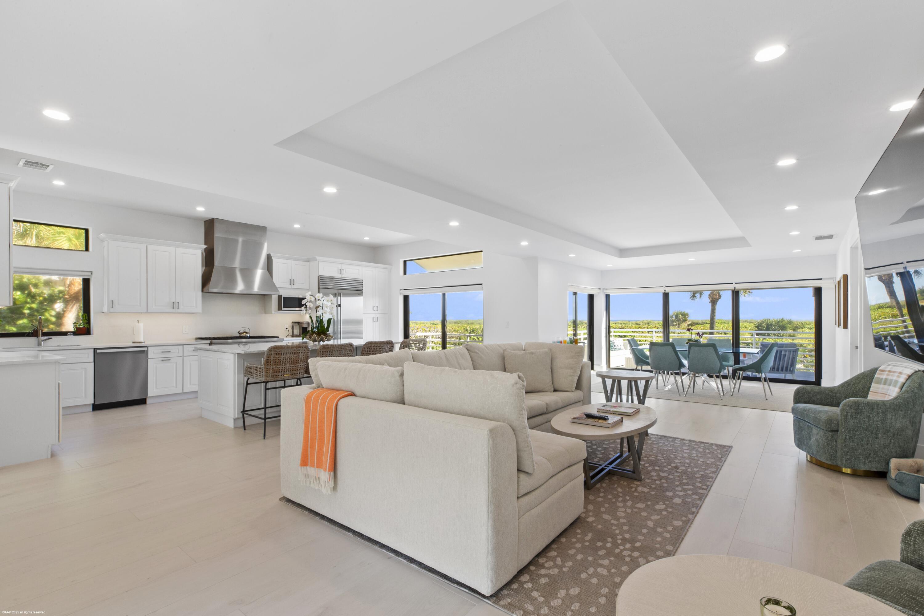 116 North Beach Road Jupiter Island, FL 33455 - Photo 14 of 42 116 North Beach Rd 022