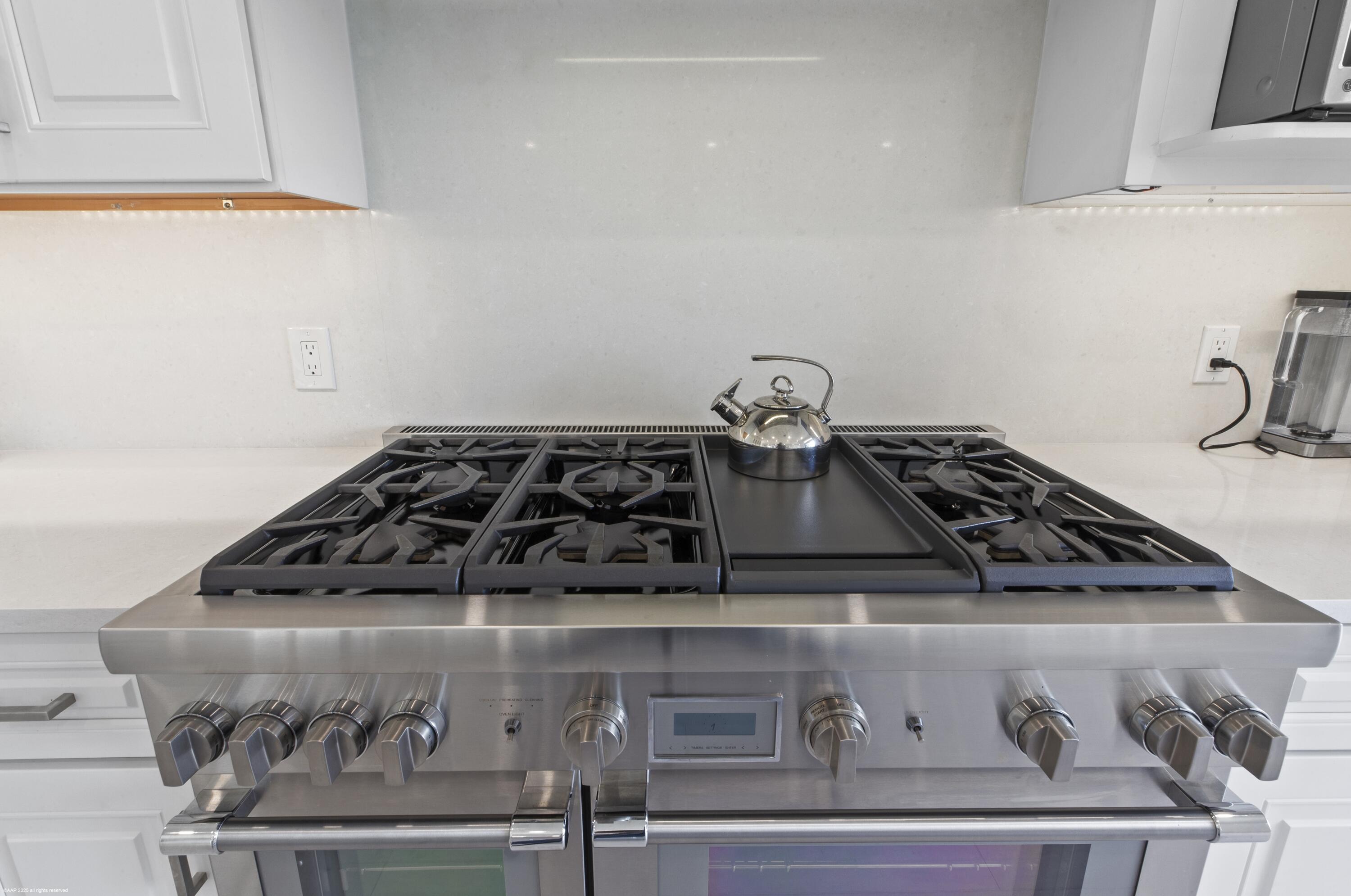 116 North Beach Road Jupiter Island, FL 33455 - Photo 16 of 42 116 North Beach Rd 028