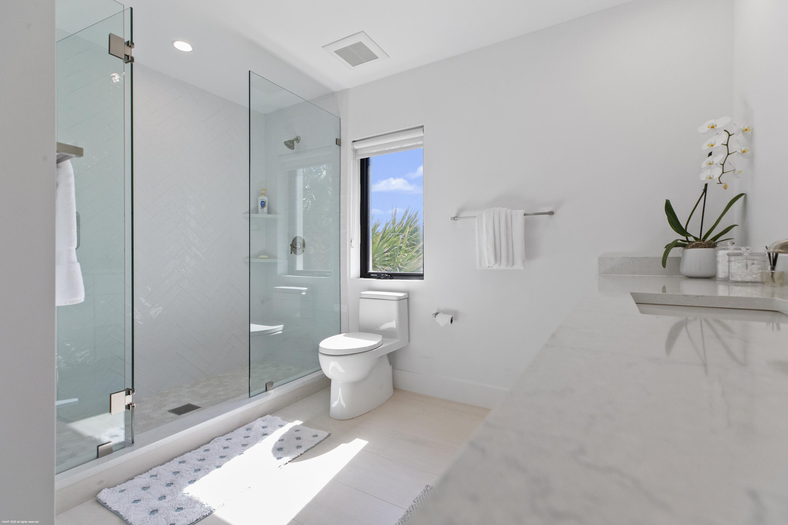 116 North Beach Road Jupiter Island, FL 33455 - Photo 26 of 42 116 North Beach Rd 044